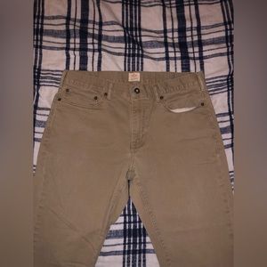 listing-status-banner